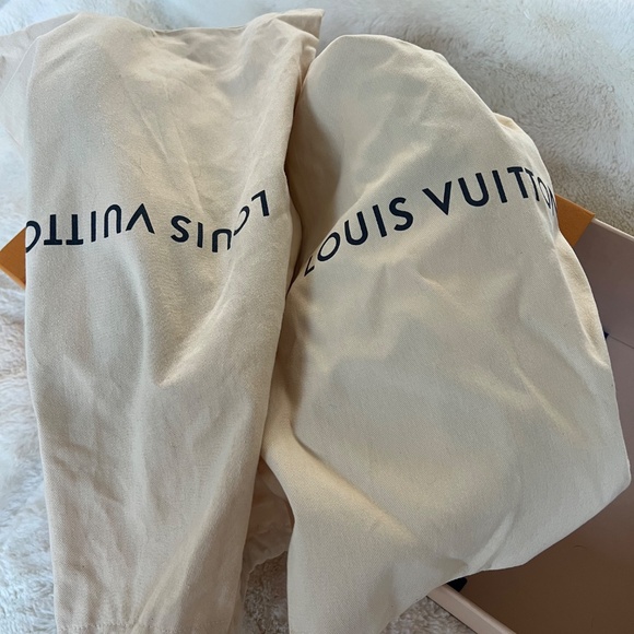 Men’s Louis Vuitton sneakers size 10 brand new never worn - Picture 12 of 15